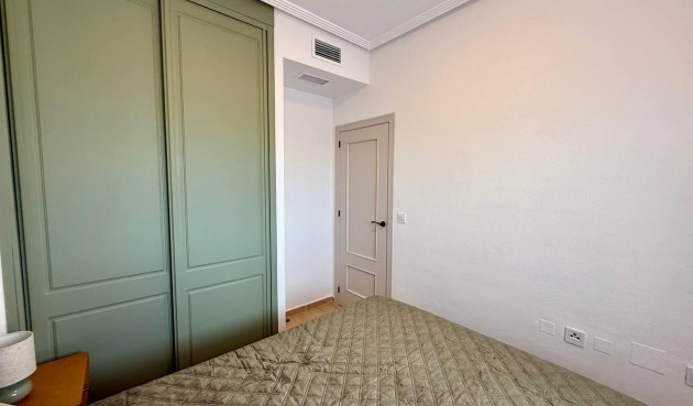 Brukt - Apartment -
Guardamar del Segura - Puerto