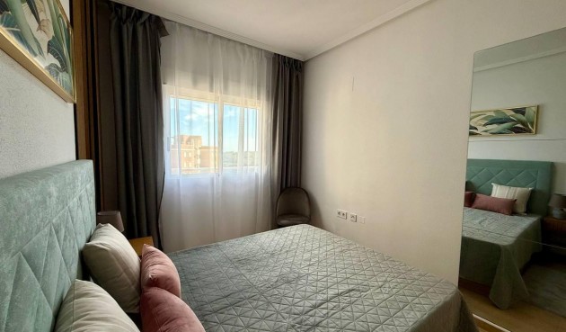 Brukt - Apartment -
Guardamar del Segura - Puerto