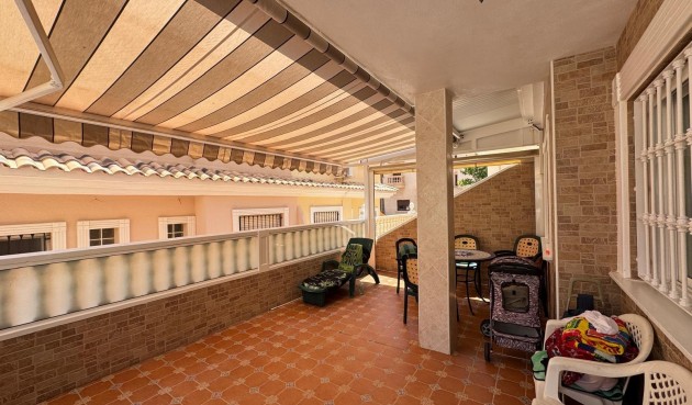Brukt - Town House -
Guardamar del Segura - Urbanizaciones