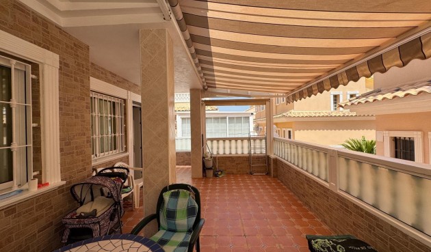 Brukt - Town House -
Guardamar del Segura - Urbanizaciones