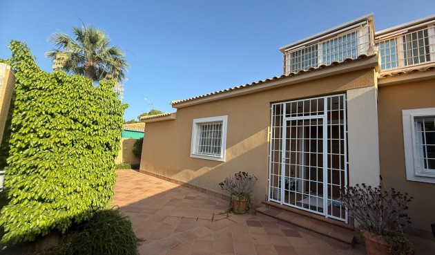 Brukt - Town House -
Orihuela Costa - Altos De Campoamor