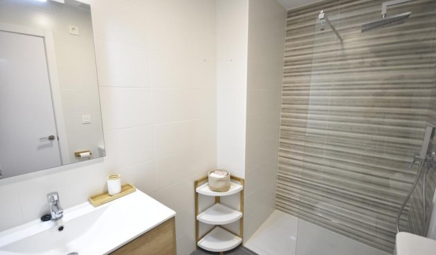 Brukt - Apartment -
Orihuela Costa - Campoamor