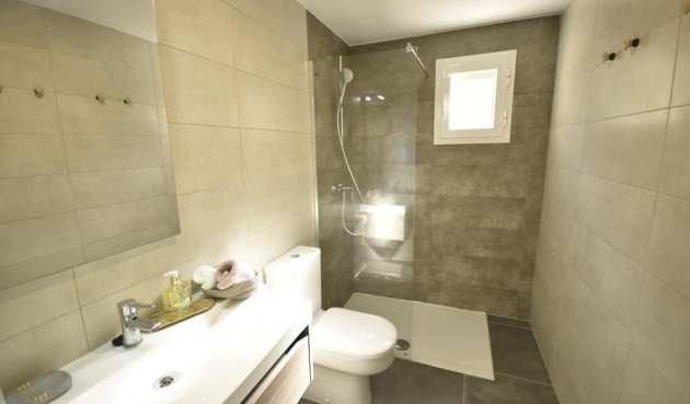 Brukt - Apartment -
Orihuela Costa - Campoamor