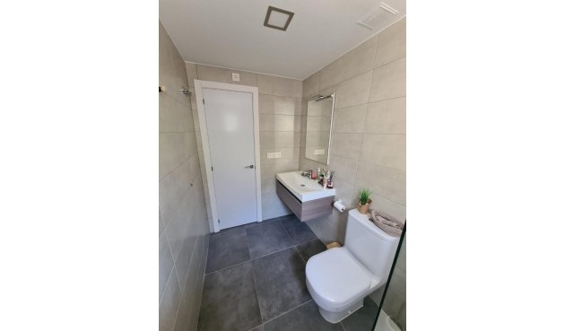 Brukt - Apartment -
Orihuela Costa - Campoamor