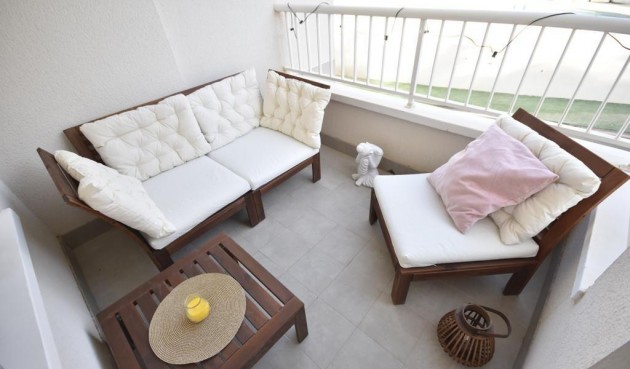 Brukt - Apartment -
Orihuela Costa - Campoamor