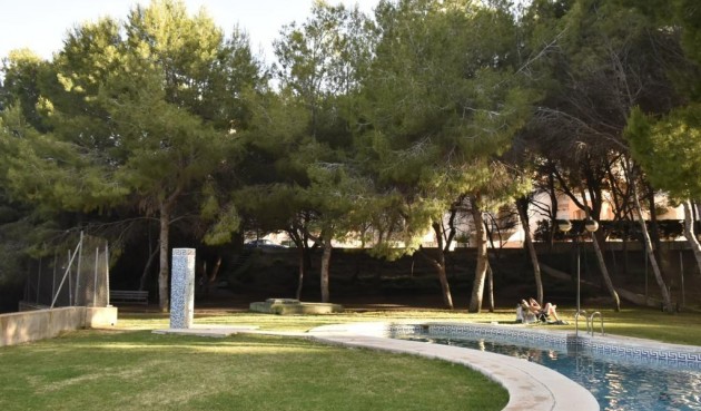 Brukt - Apartment -
Orihuela Costa - Campoamor