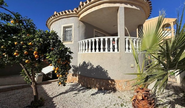 Brukt - Villa -
Orihuela Costa - Playa Flamenca
