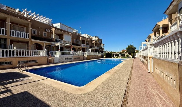 Brukt - Villa -
Orihuela Costa - Playa Flamenca