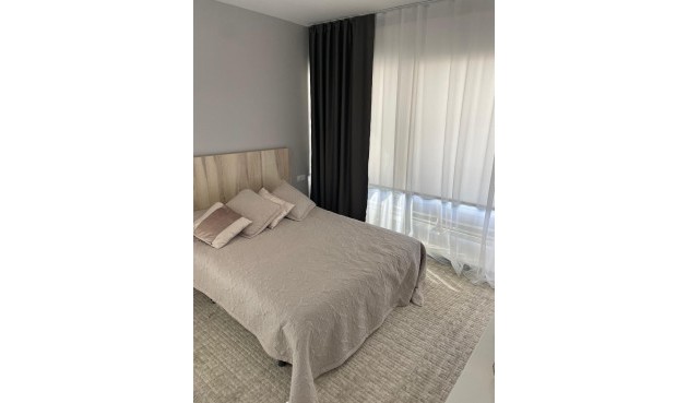Brukt - Apartment -
Orihuela Costa - Las Filipinas