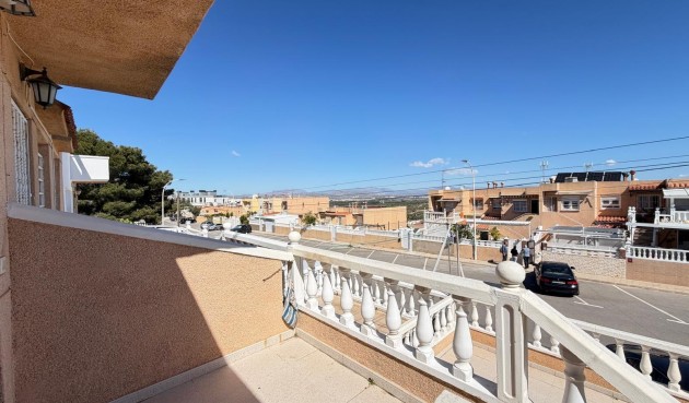 Brukt - Town House -
Gran Alacant - Monte Y Mar Alto