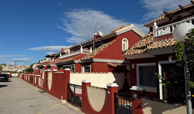 Brukt - Town House -
Orihuela Costa - Los Dolses
