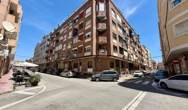 Brukt - Apartment -
Torrevieja - Playa del Cura