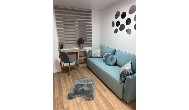 Brukt - Apartment -
Torrevieja - Estacion De Autobuses