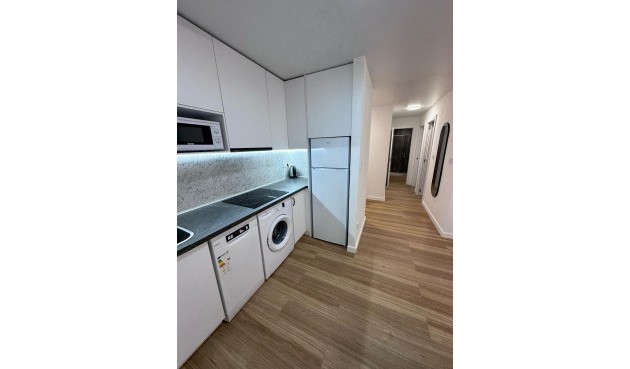 Brukt - Apartment -
Torrevieja - Estacion De Autobuses