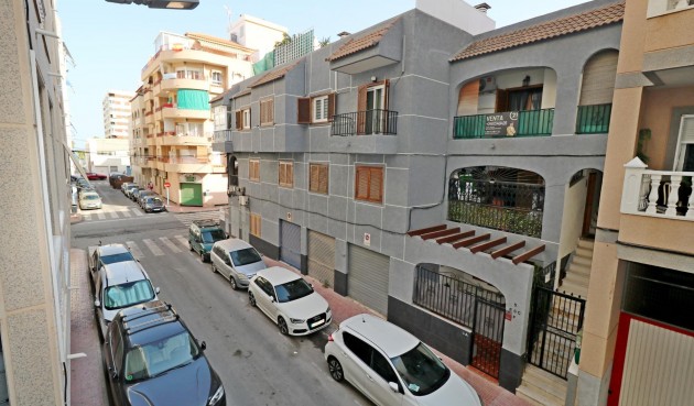 Brukt - Apartment -
Torrevieja - Acequion