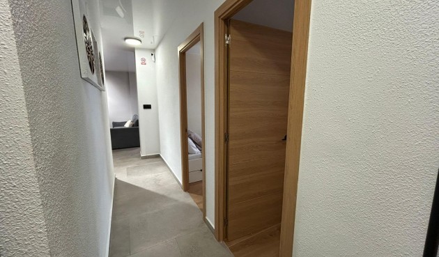 Brukt - Apartment -
Torrevieja - Estacion De Autobuses