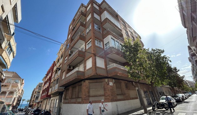Brukt - Apartment -
Torrevieja - Estacion De Autobuses
