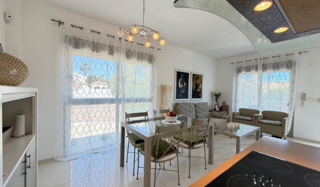 Brukt - Villa -
Ciudad Quesada - Dona Pepa
