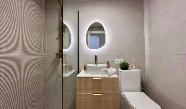 Brukt - Apartment -
Torrevieja - Habaneras