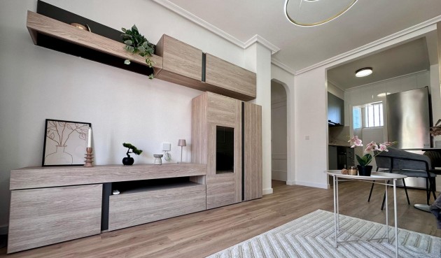 Brukt - Apartment -
Torrevieja - Habaneras