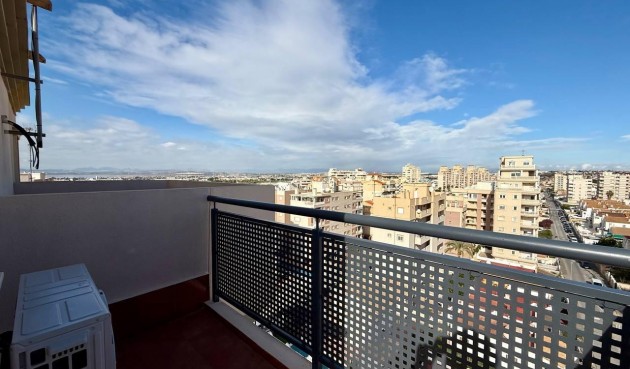 Brukt - Toppleilighet -
Torrevieja - Nueva Torrevieja