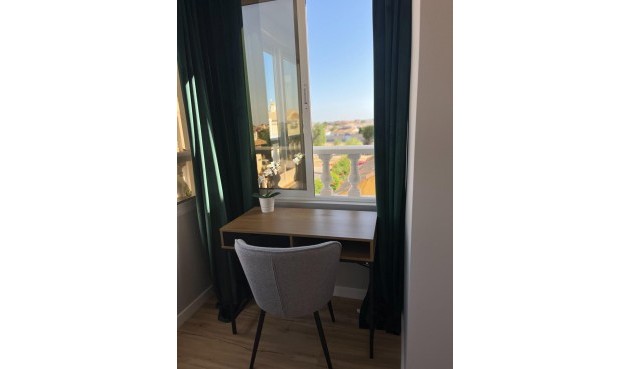 Brukt - Tosidig -
Orihuela - Urbanización Perla Del Mar