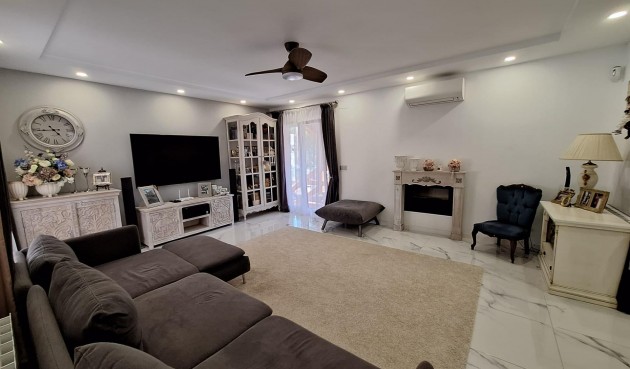 Brukt - Villa -
Pilar de la Horadada - Pinar de Campoverde