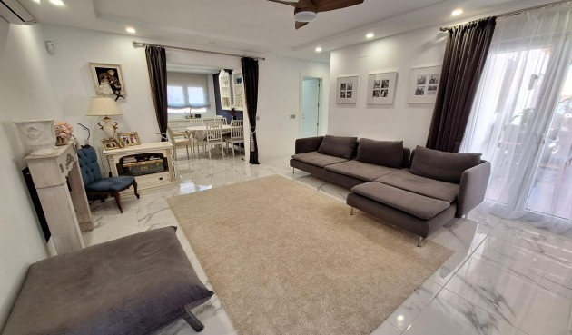 Brukt - Villa -
Pilar de la Horadada - Pinar de Campoverde