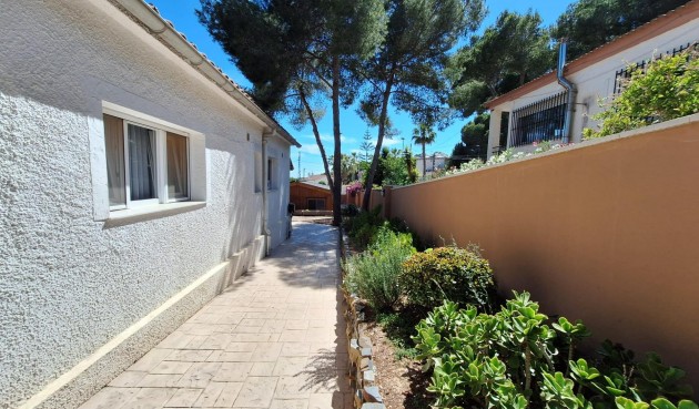 Brukt - Villa -
Pilar de la Horadada - Pinar de Campoverde