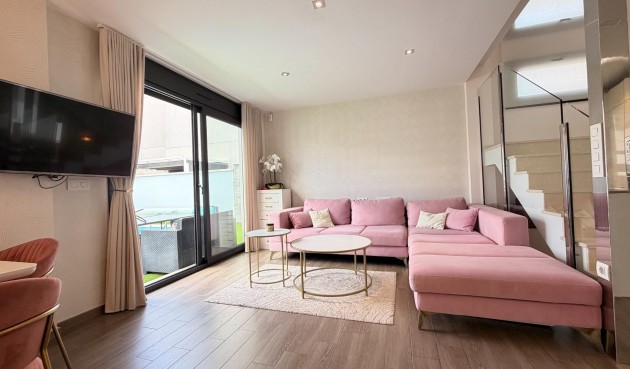 Brukt - Villa -
Torrevieja - aguas nuevas