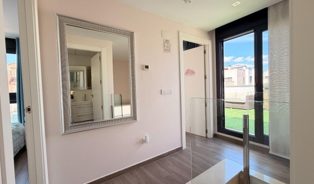 Brukt - Villa -
Torrevieja - aguas nuevas