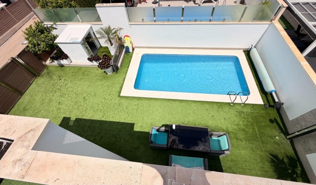 Brukt - Villa -
Torrevieja - aguas nuevas