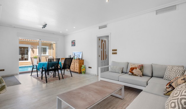 Brukt - Villa -
Torre de la Horadada - Costa Blanca