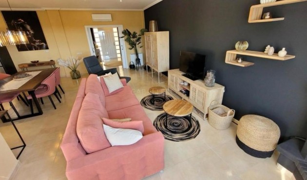 Brukt - Villa -
Pinar de Campoverde - Inland