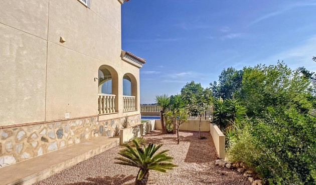 Brukt - Villa -
Pinar de Campoverde - Inland