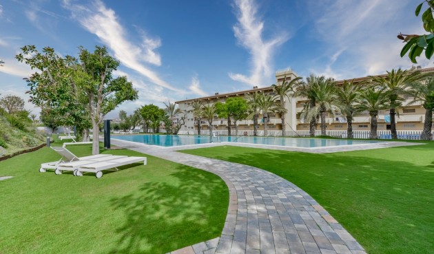 Resale - Apartment -
Alfas del Pí - Albir