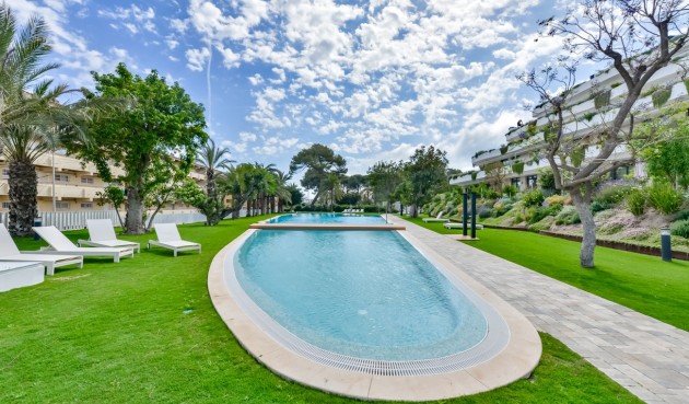 Resale - Apartment -
Alfas del Pí - Albir