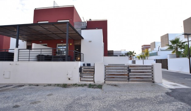 Resale - Villa -
Algorfa - Inland