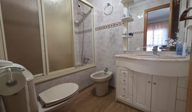 Resale - Apartment -
Torrevieja - Acequion