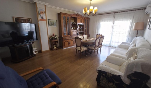 Resale - Apartment -
Torrevieja - Acequion