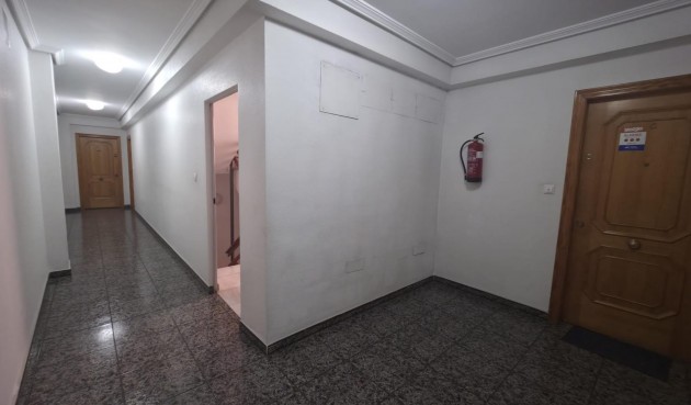 Resale - Apartment -
Torrevieja - Acequion
