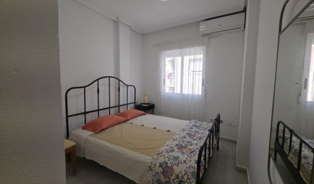 Resale - Apartment -
Torrevieja - Playa de los Locos