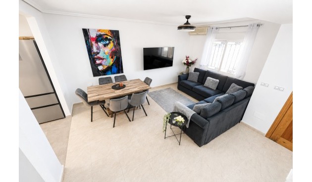 Brukt - Town House -
Campoamor - Costa Blanca