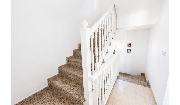 Brukt - Town House -
Campoamor - Costa Blanca