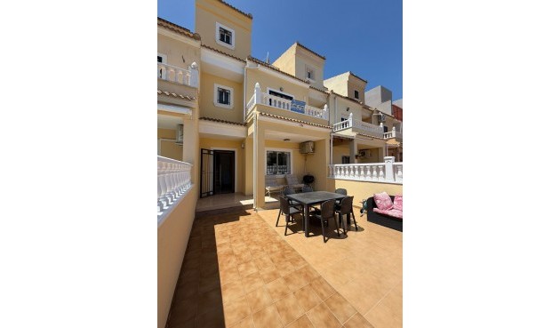 Brukt - Town House -
Campoamor - Costa Blanca