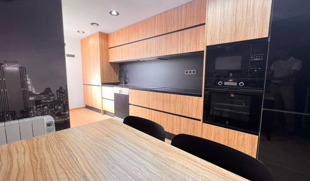 Resale - Quad House -
Torrevieja - Carrefour