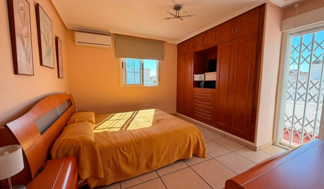 Resale - Quad House -
Torrevieja - Carrefour