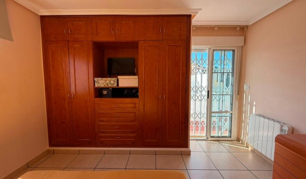 Resale - Quad House -
Torrevieja - Carrefour