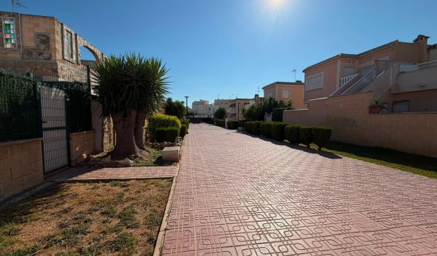Resale - Quad House -
Torrevieja - Carrefour