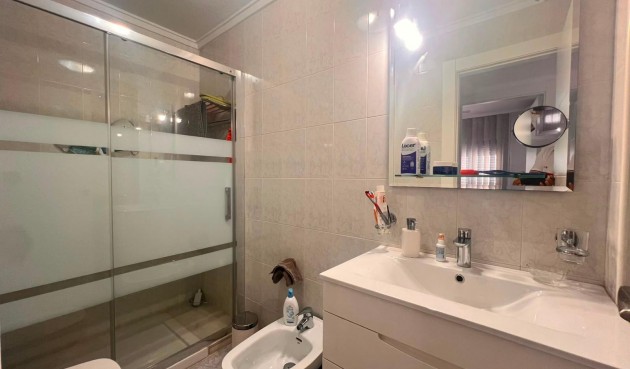 Resale - Bungalow -
Torrevieja - Torrejón
